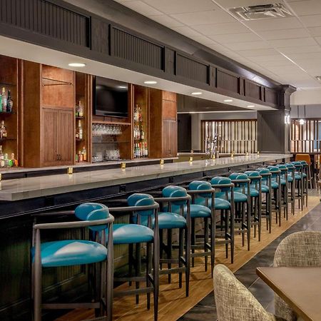 מלון Doubletree By Hilton Boston/ווסטבורו מראה חיצוני תמונה