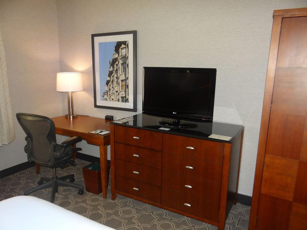 מלון Doubletree By Hilton Boston/ווסטבורו מראה חיצוני תמונה