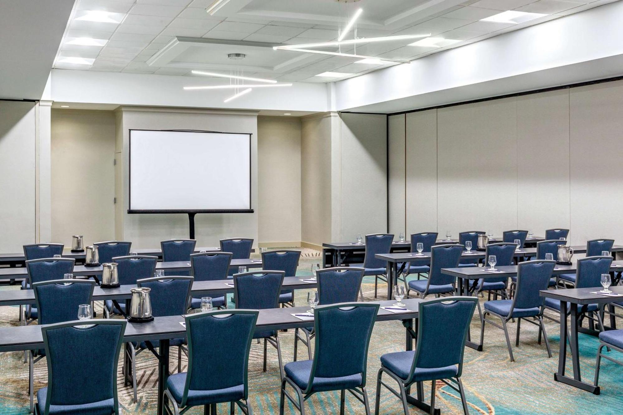 מלון Doubletree By Hilton Boston/ווסטבורו מראה חיצוני תמונה