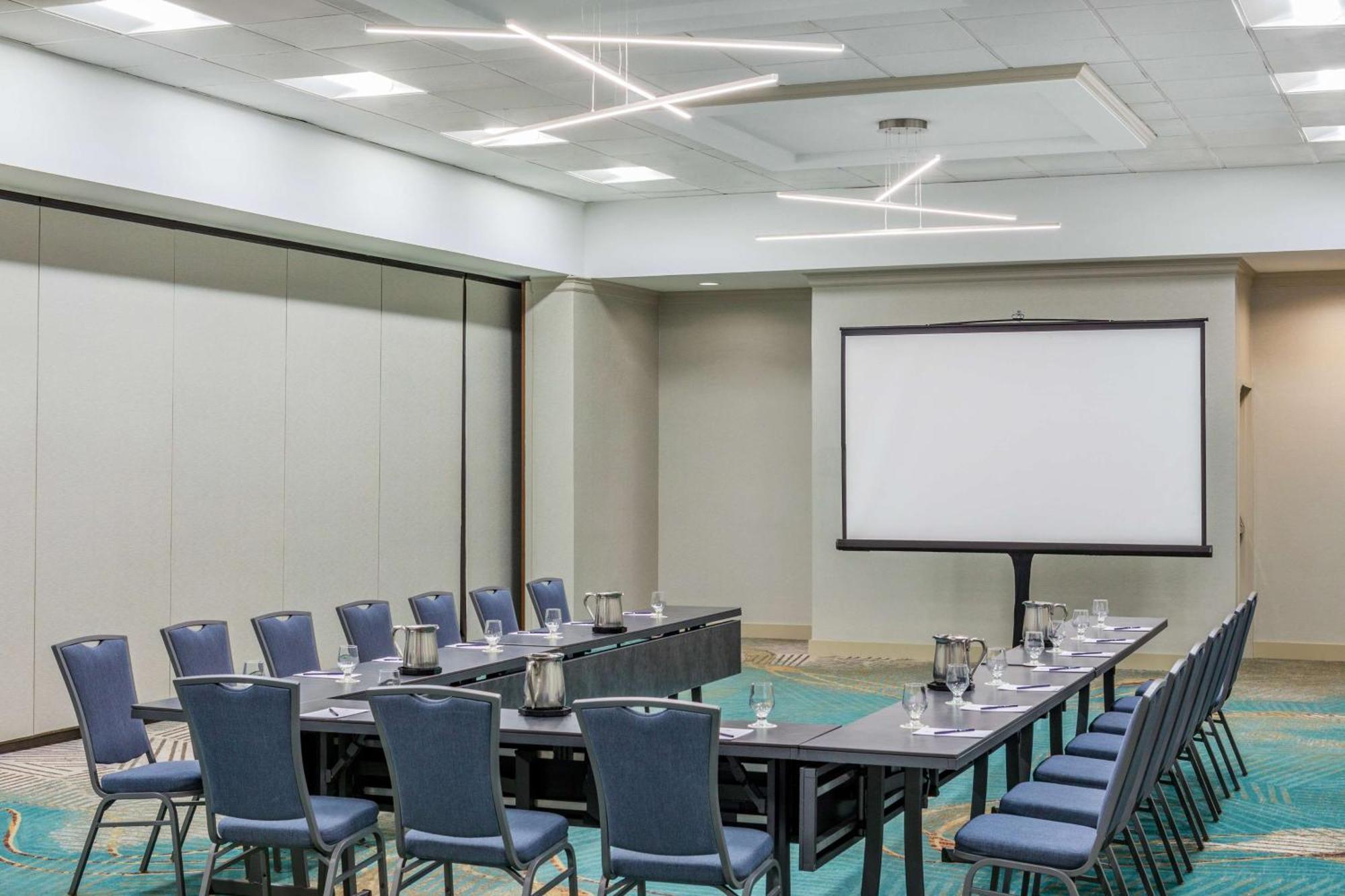 מלון Doubletree By Hilton Boston/ווסטבורו מראה חיצוני תמונה