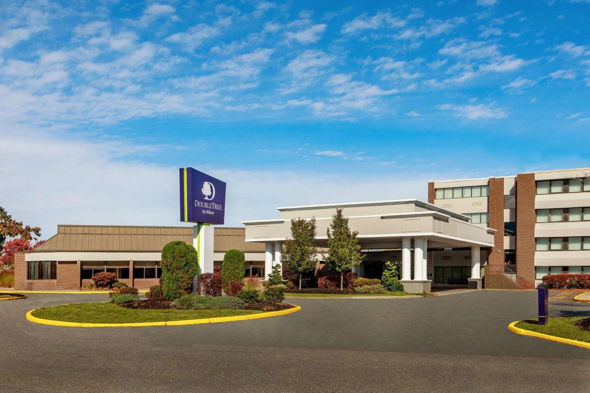 מלון Doubletree By Hilton Boston/ווסטבורו מראה חיצוני תמונה
