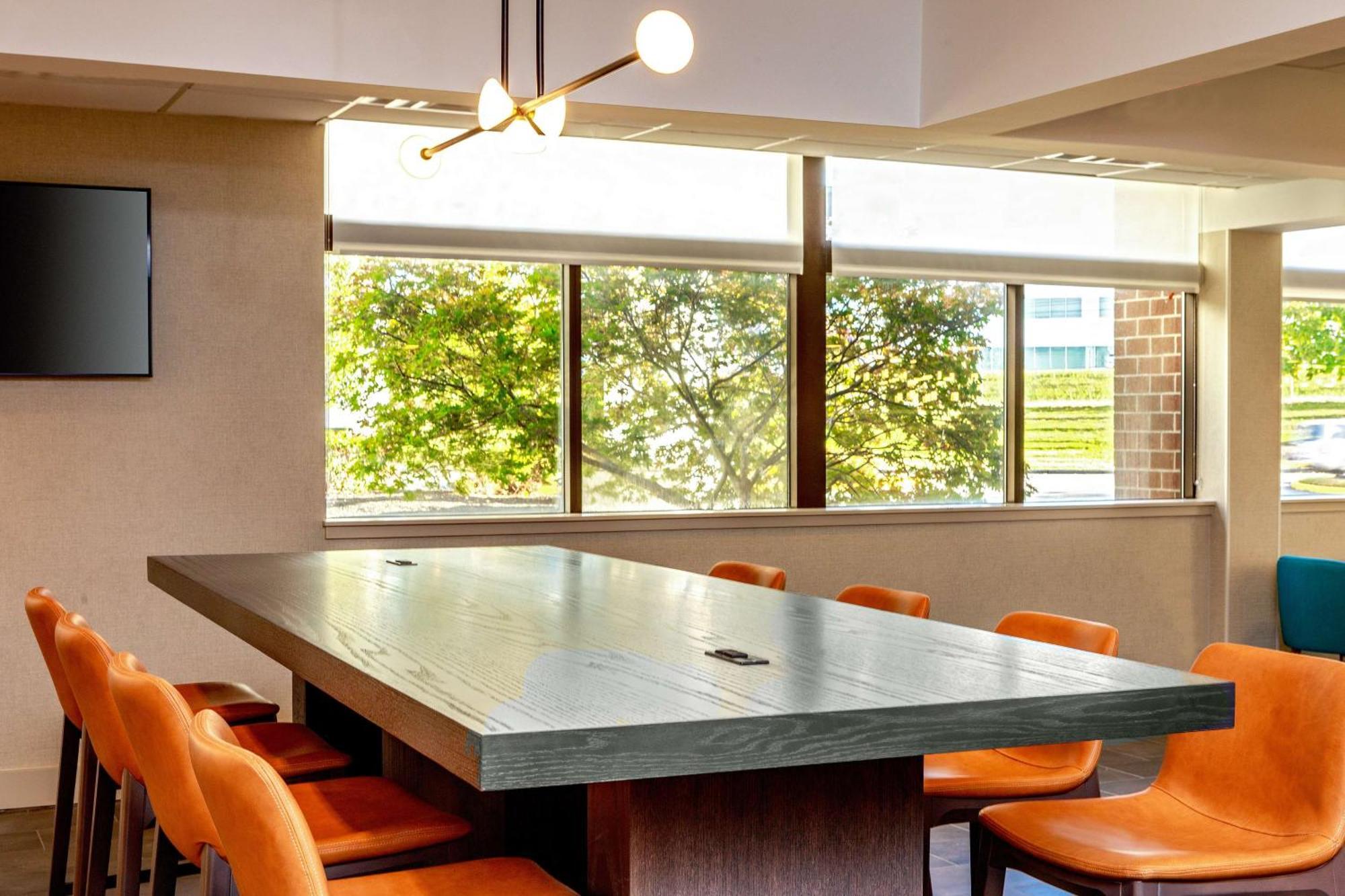 מלון Doubletree By Hilton Boston/ווסטבורו מראה חיצוני תמונה