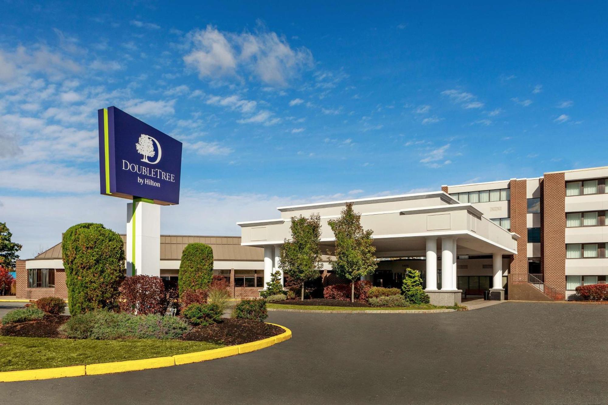 מלון Doubletree By Hilton Boston/ווסטבורו מראה חיצוני תמונה