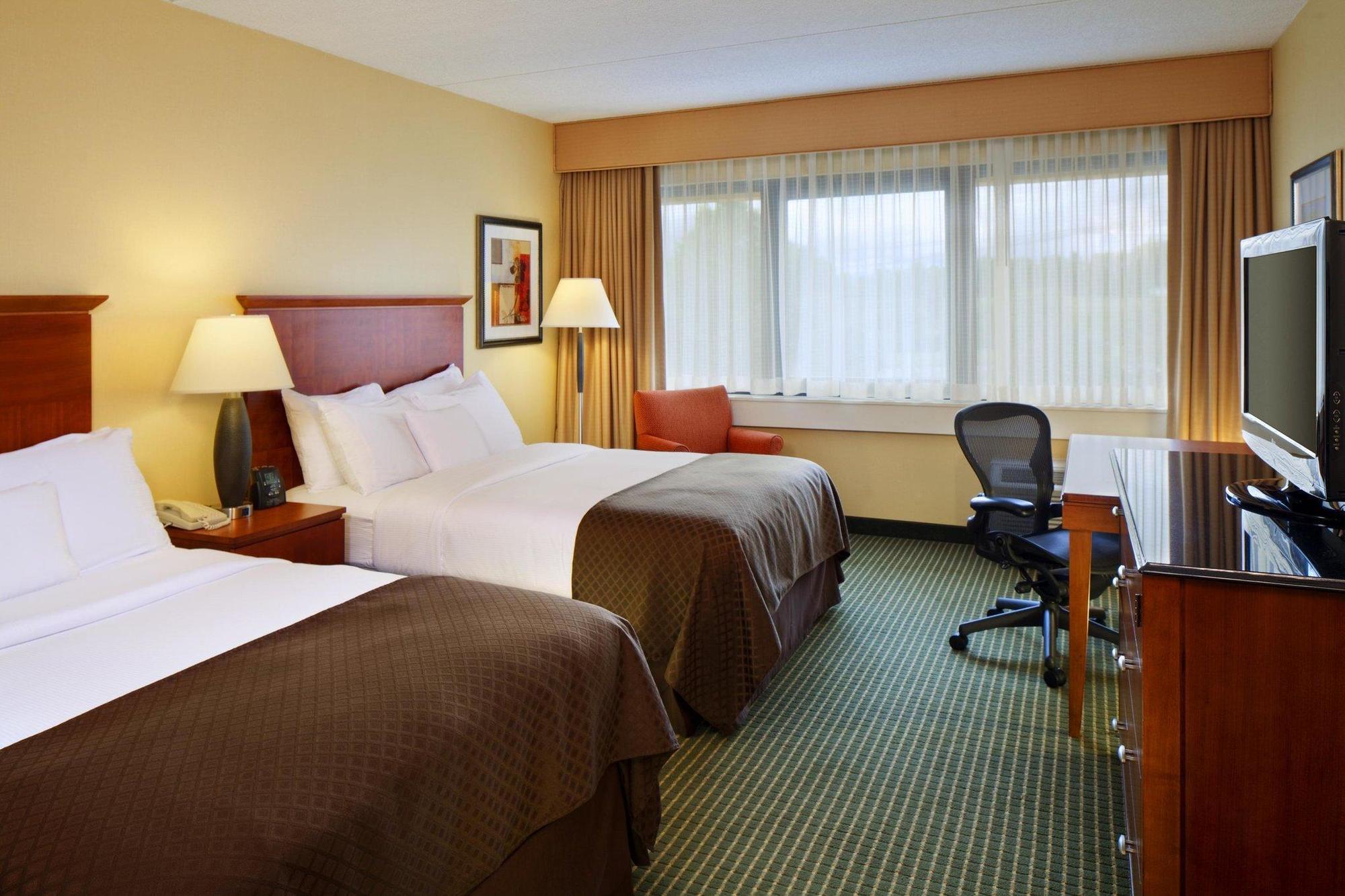 מלון Doubletree By Hilton Boston/ווסטבורו מראה חיצוני תמונה