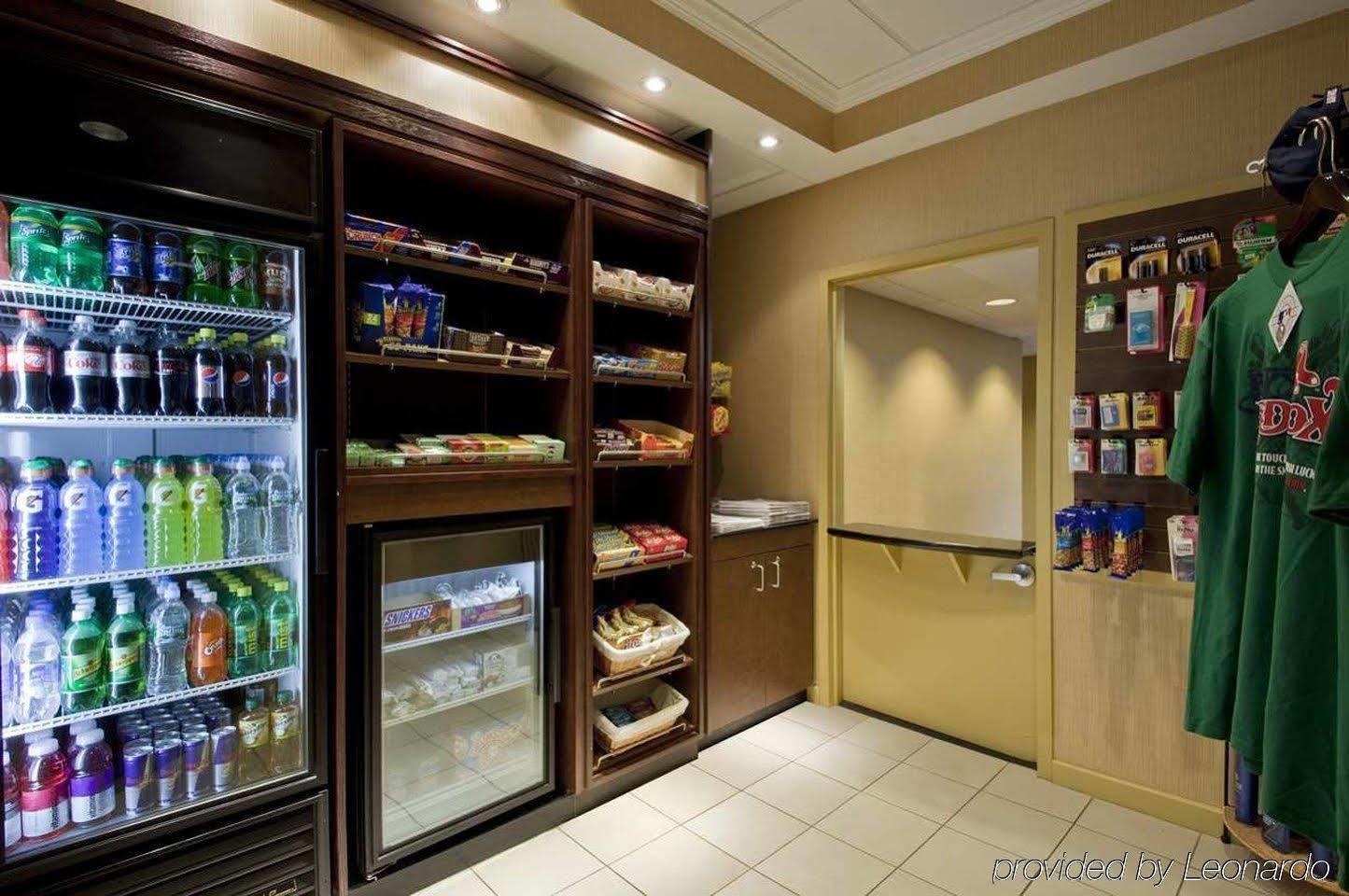 מלון Doubletree By Hilton Boston/ווסטבורו מראה חיצוני תמונה