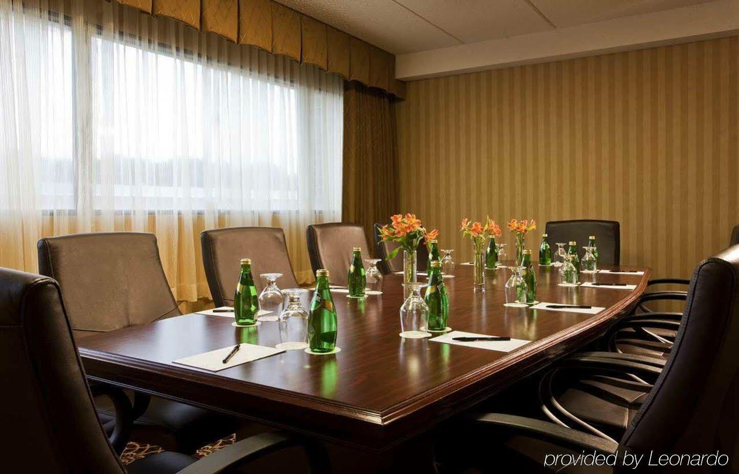 מלון Doubletree By Hilton Boston/ווסטבורו מראה חיצוני תמונה